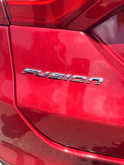 Used 2016 Ford Fusion Titanium FWD image 26