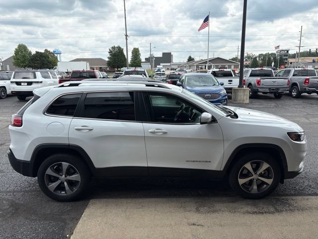 Used 2019 Jeep Cherokee Limited AWD/4WD image 6