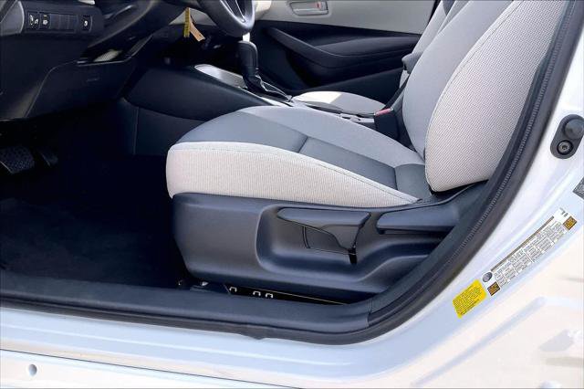 Certified 2026 Toyota Corolla LE FWD image 33