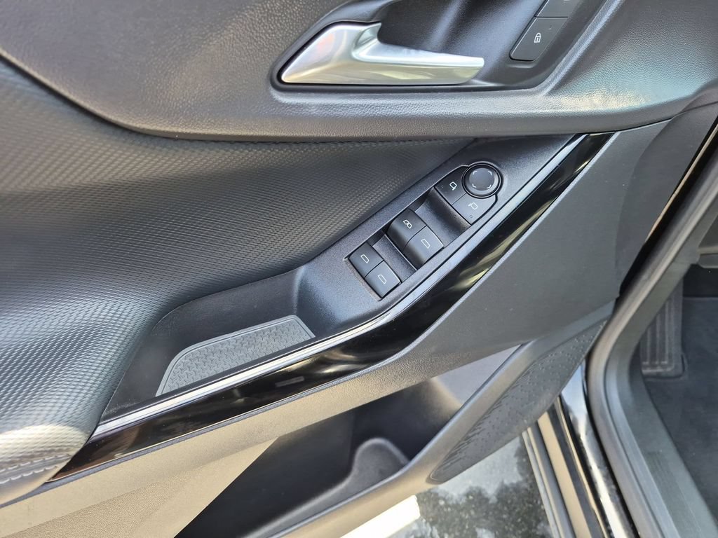 Used 2025 Chevrolet Equinox LT AWD/4WD image 13