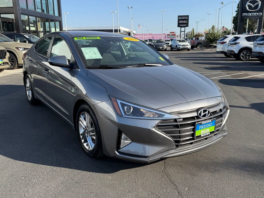 Used 2019 Hyundai Elantra SEL w/ Cargo Package FWD image 3