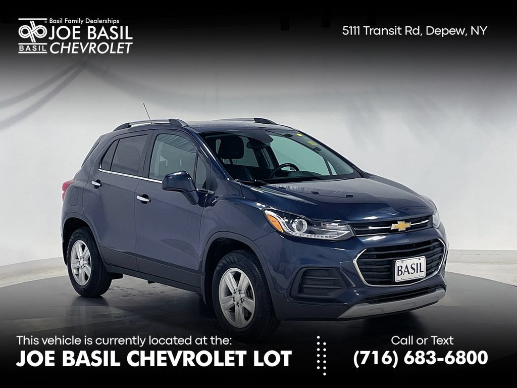 Used 2018 Chevrolet Trax LT w/ LT Convenience Package AWD/4WD image 1