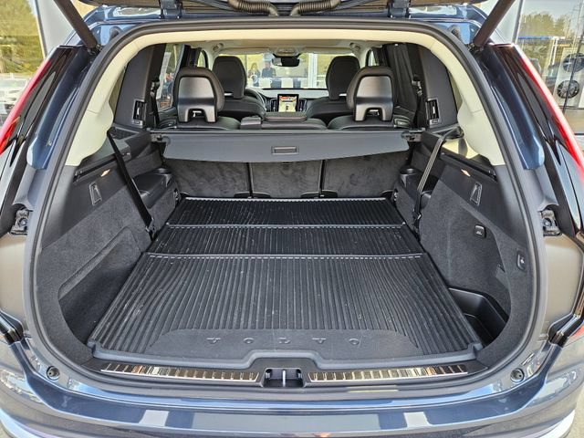 Used 2026 Volvo XC90 B6 Ultra AWD/4WD image 12