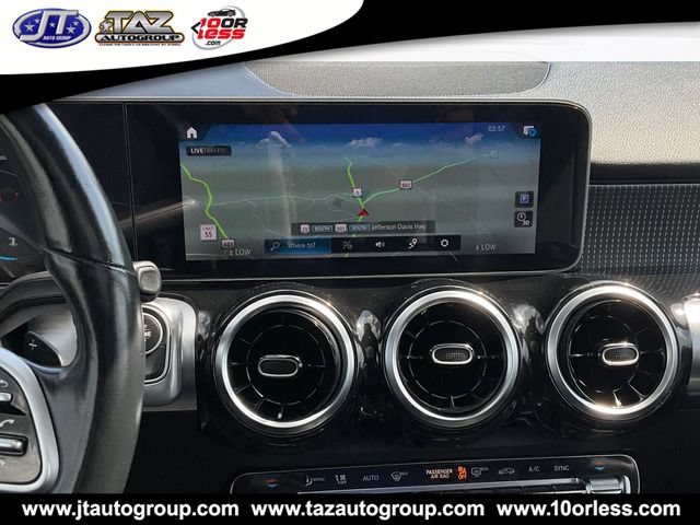 Used 2020 Mercedes-Benz GLB 250 4MATIC w/ Premium Package image 18