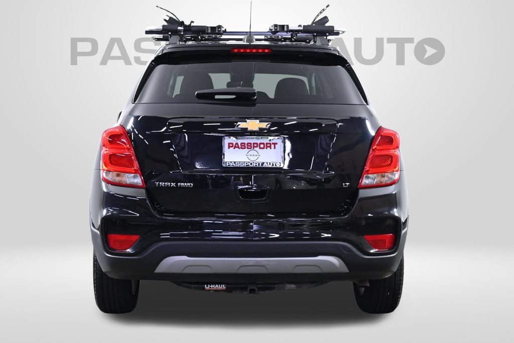 Used 2020 Chevrolet Trax LT w/ Sun & Sound Package AWD/4WD image 6