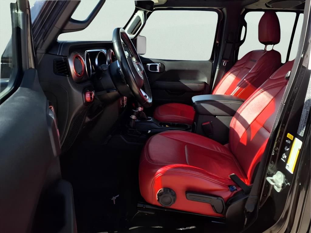 Used 2021 Jeep Wrangler Unlimited Sahara w/ Uconnect 4C Nav & Sound Group AWD/4WD image 9