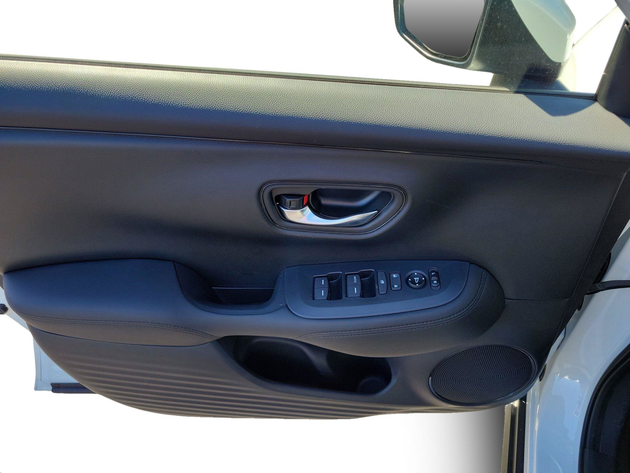 New 2027 Honda HR-V LX image 7