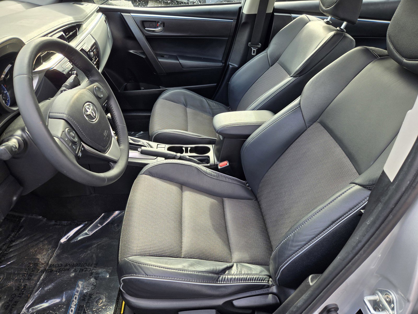 Used 2015 Toyota Corolla S w/ Driver Convenience Package image 15