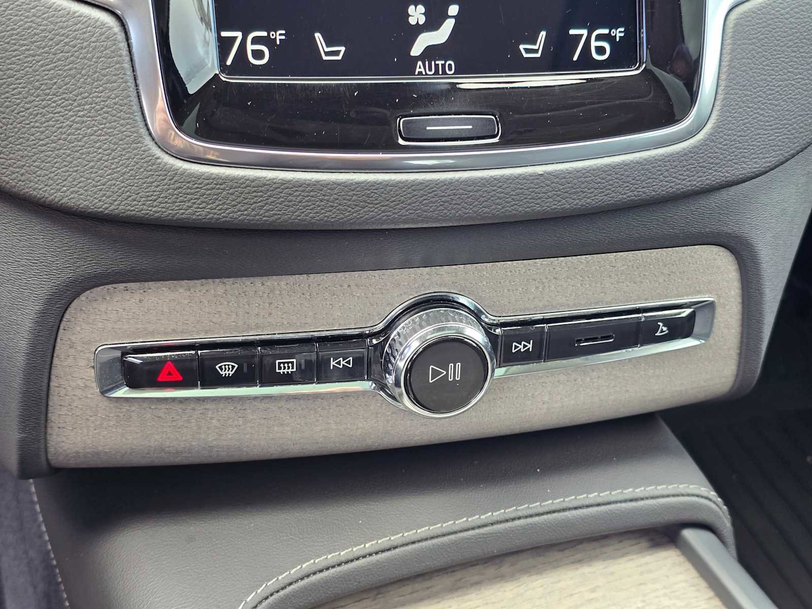 Certified 2022 Volvo XC90 T8 Inscription w/ Advanced Package image 29