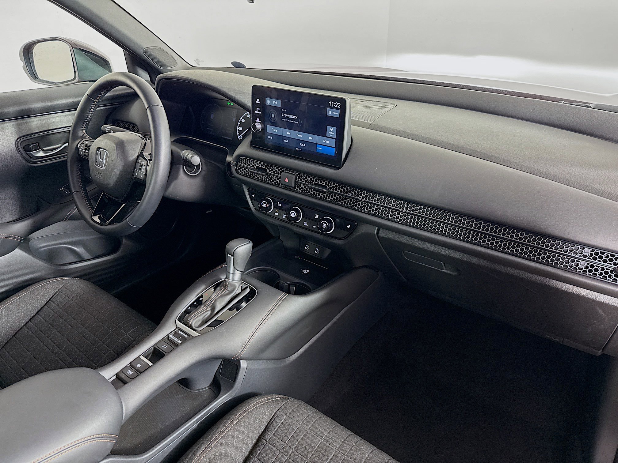 Certified 2026 Honda HR-V Sport image 35