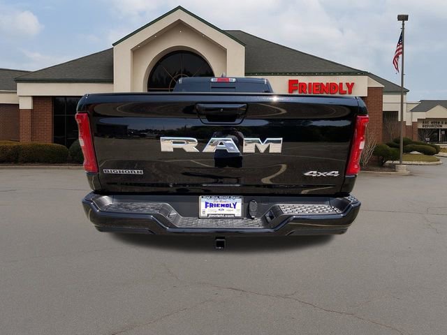 New 2025 RAM 1500 4x4 Crew Cab image 7