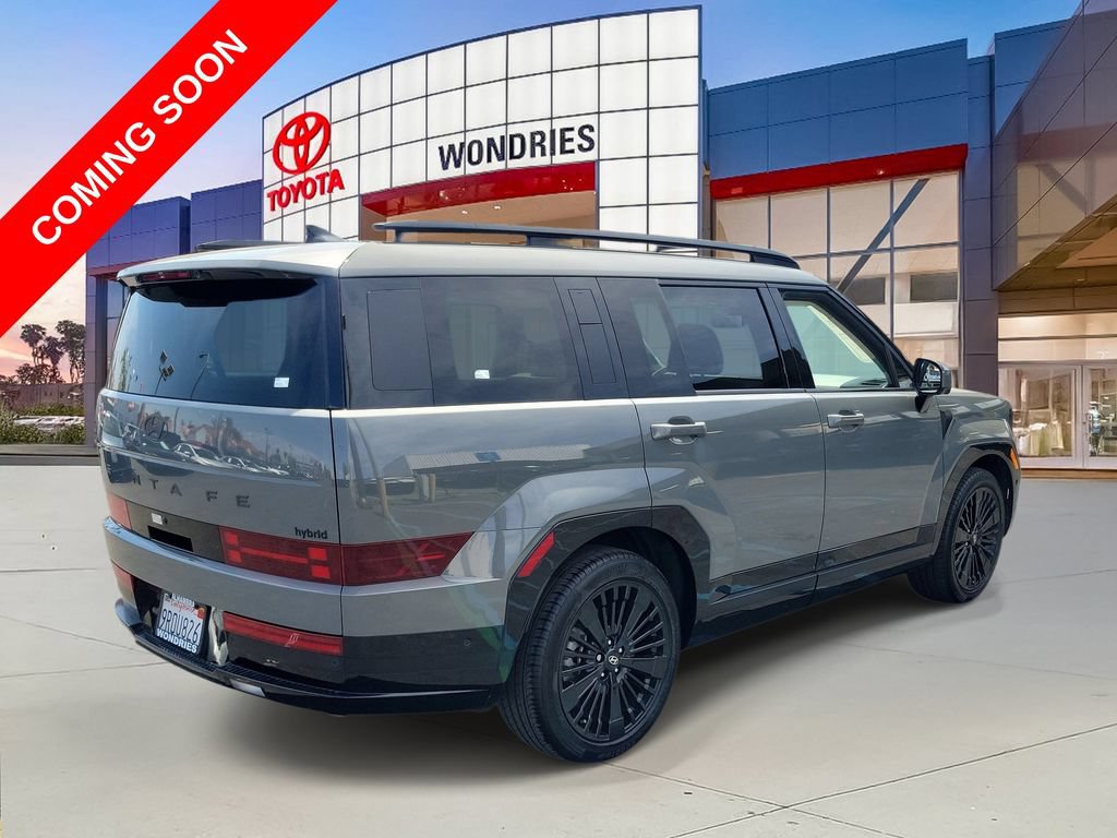Used 2025 Hyundai Santa Fe Calligraphy FWD image 9