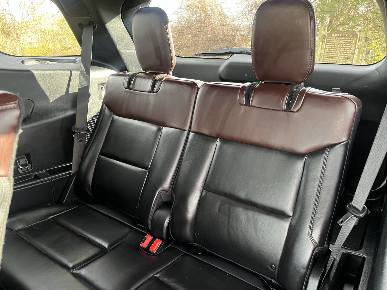 Used 2020 Ford Explorer Platinum image 33