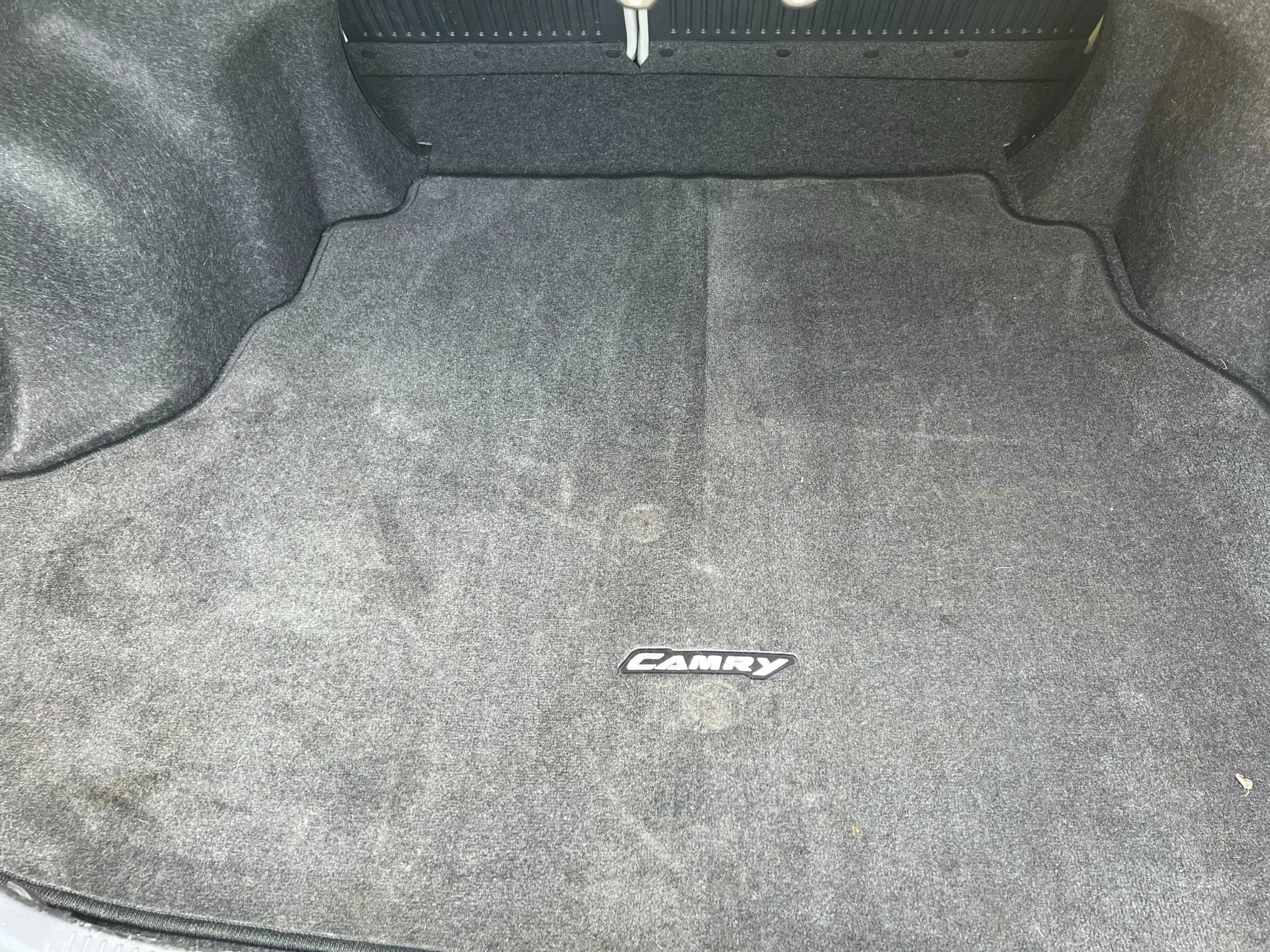 Used 2014 Toyota Camry LE image 35