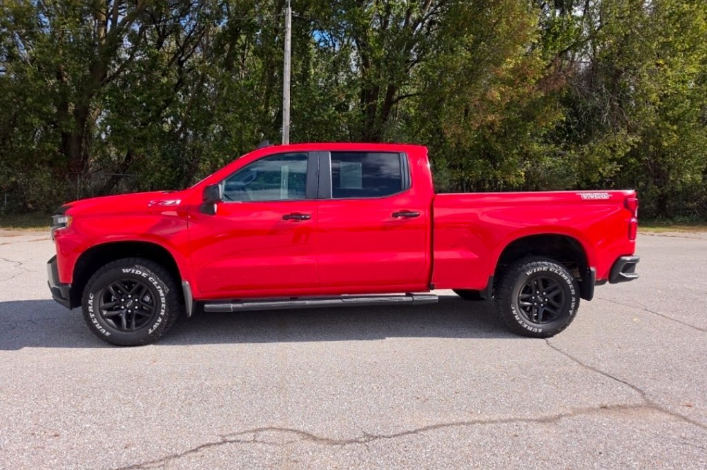 Used 2021 Chevrolet Silverado 1500 LT Trail Boss w/ Convenience Package II AWD/4WD image 3