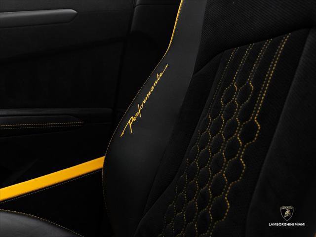 Used 2024 Lamborghini Urus Performante AWD/4WD image 49