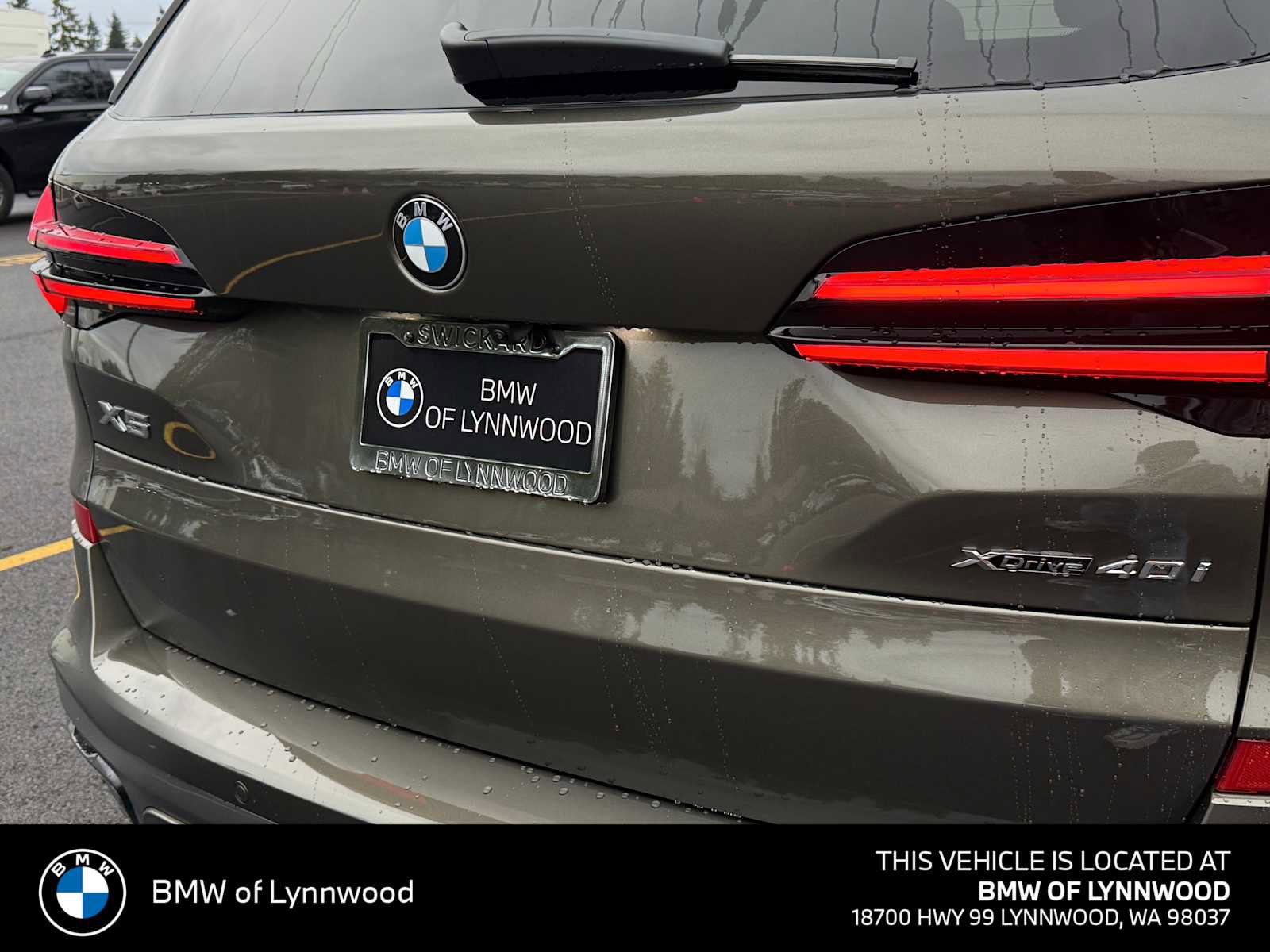 New 2026 BMW X5 xDrive40i w/ M Sport Package AWD/4WD image 13