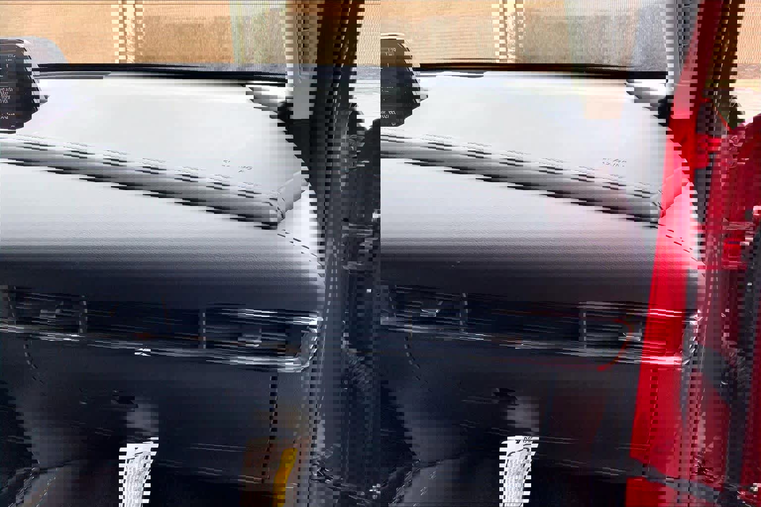 Used 2023 MAZDA CX-30 AWD 2.5 S w/ Preferred Package image 18