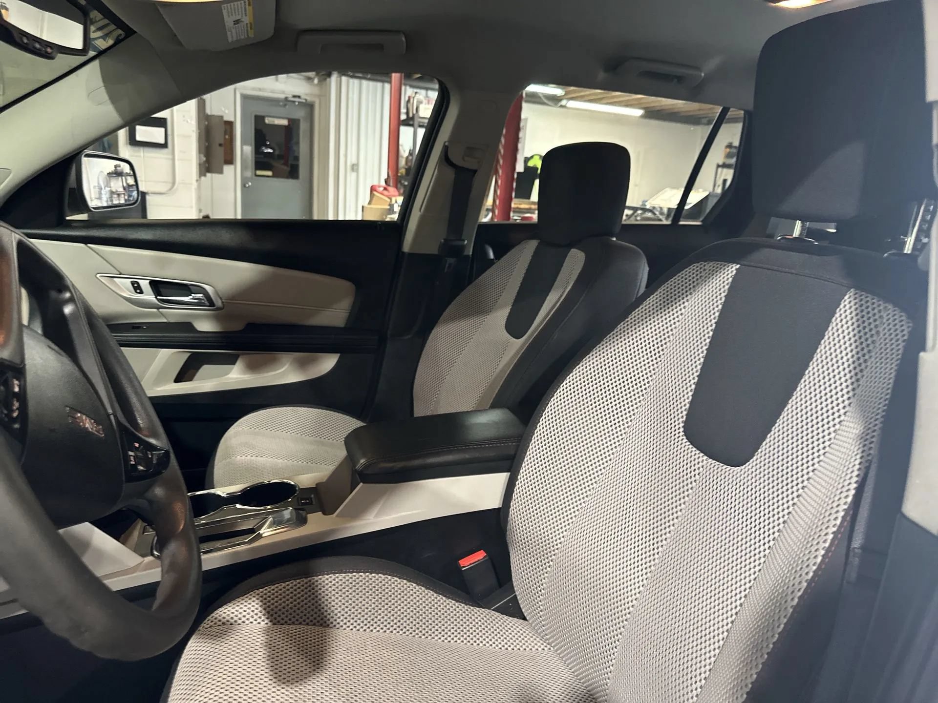 Used 2017 GMC Terrain SLE FWD image 13