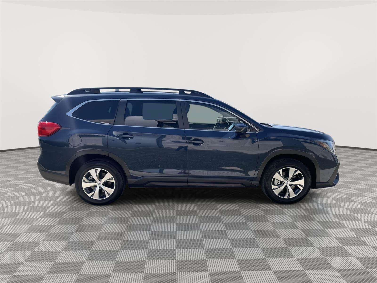 Certified 2025 Subaru Ascent Premium image 8