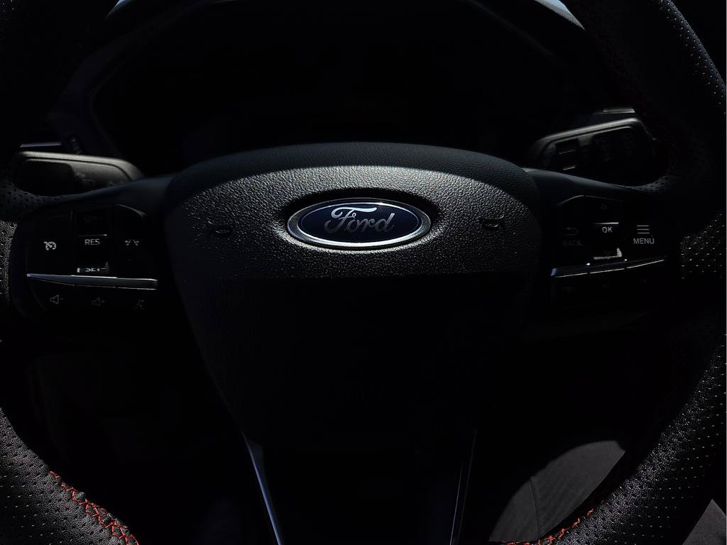 Used 2025 Ford Escape ST-Line Select AWD/4WD image 19