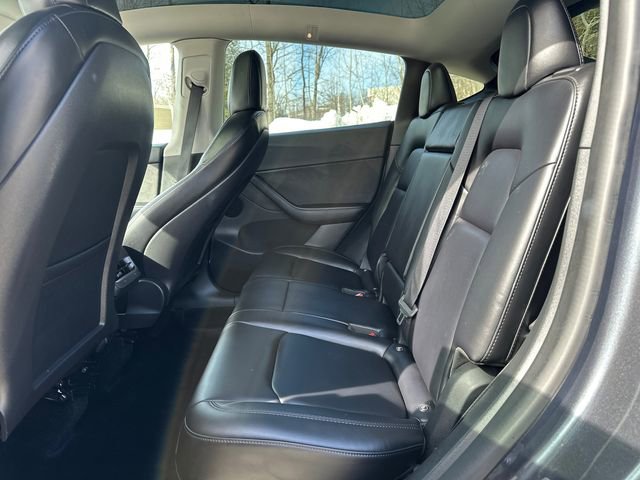 Used 2022 Tesla Model Y Performance image 17