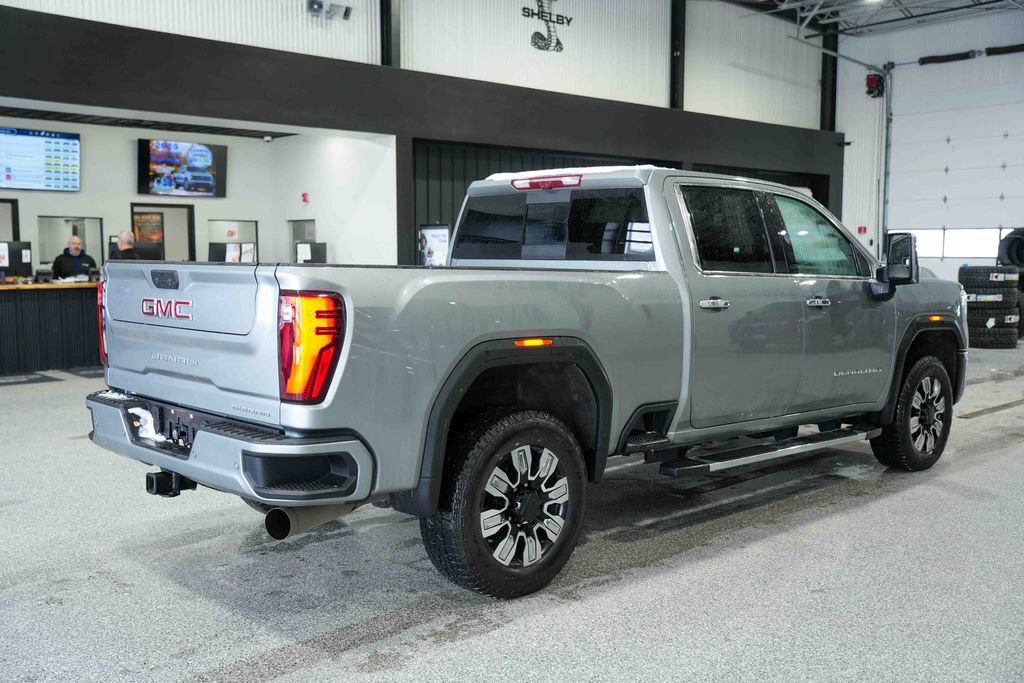 Used 2025 GMC Sierra 2500 Denali w/ Denali Reserve Package image 4