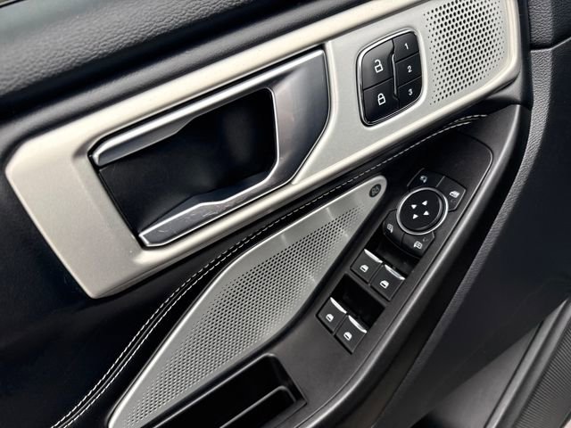 Used 2020 Ford Explorer ST w/ Premium Technology Package image 10