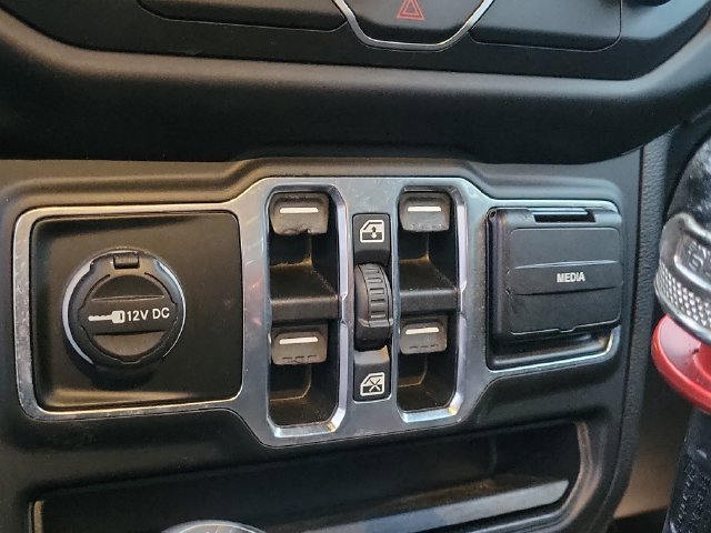Used 2020 Jeep Gladiator Sport w/ Quick Order Package 23S AWD/4WD image 30