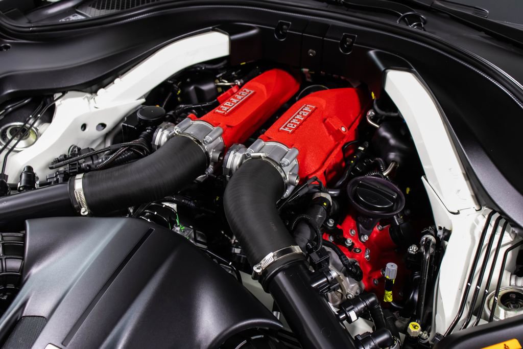 Certified 2022 Ferrari Roma image 54