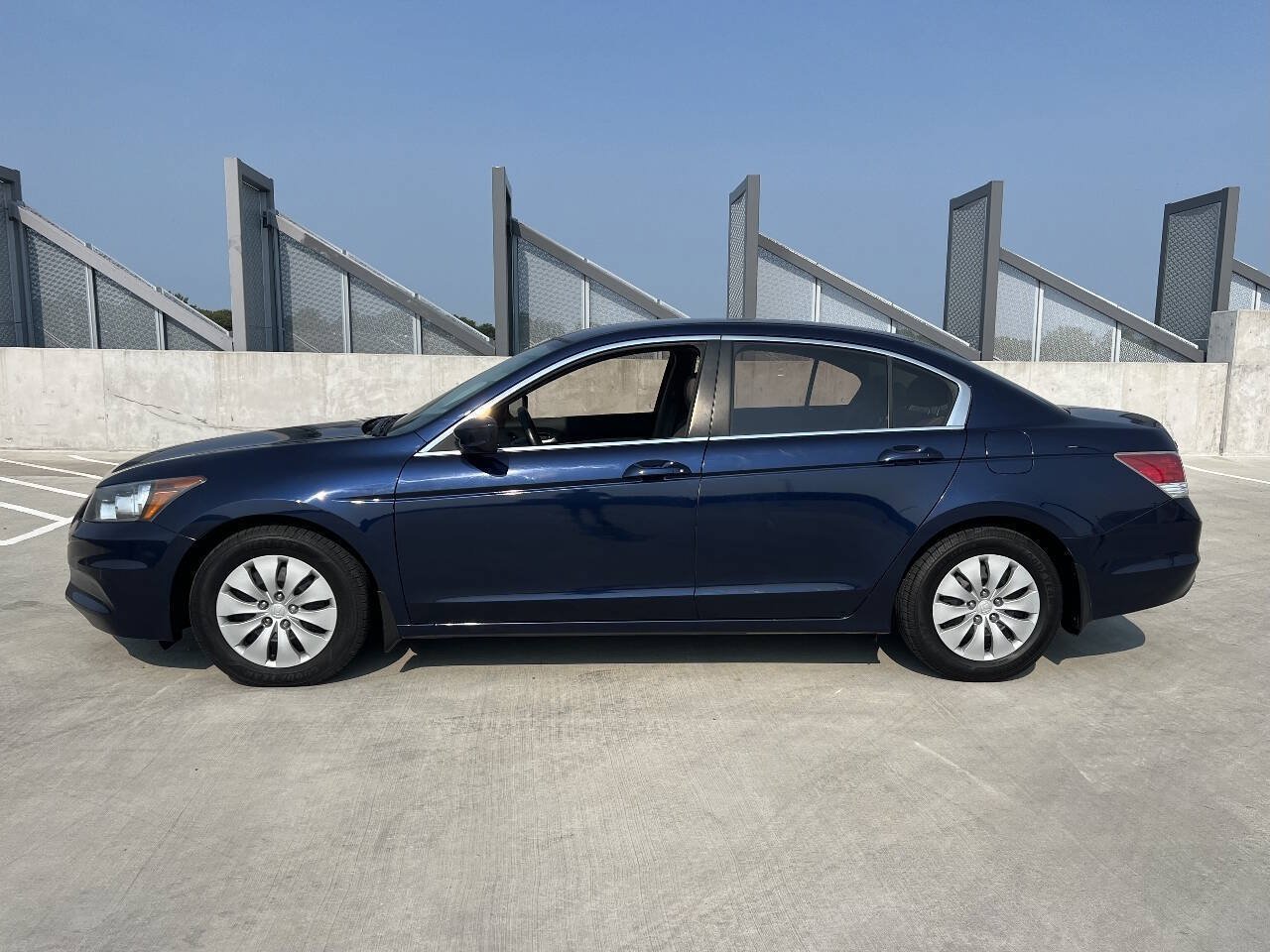 Used 2012 Honda Accord LX image 8