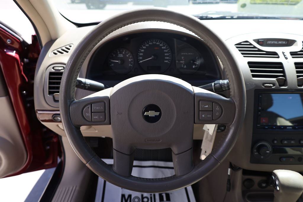 Used 2004 Chevrolet Malibu LT w/ Preferred Equipment Group FWD image 13