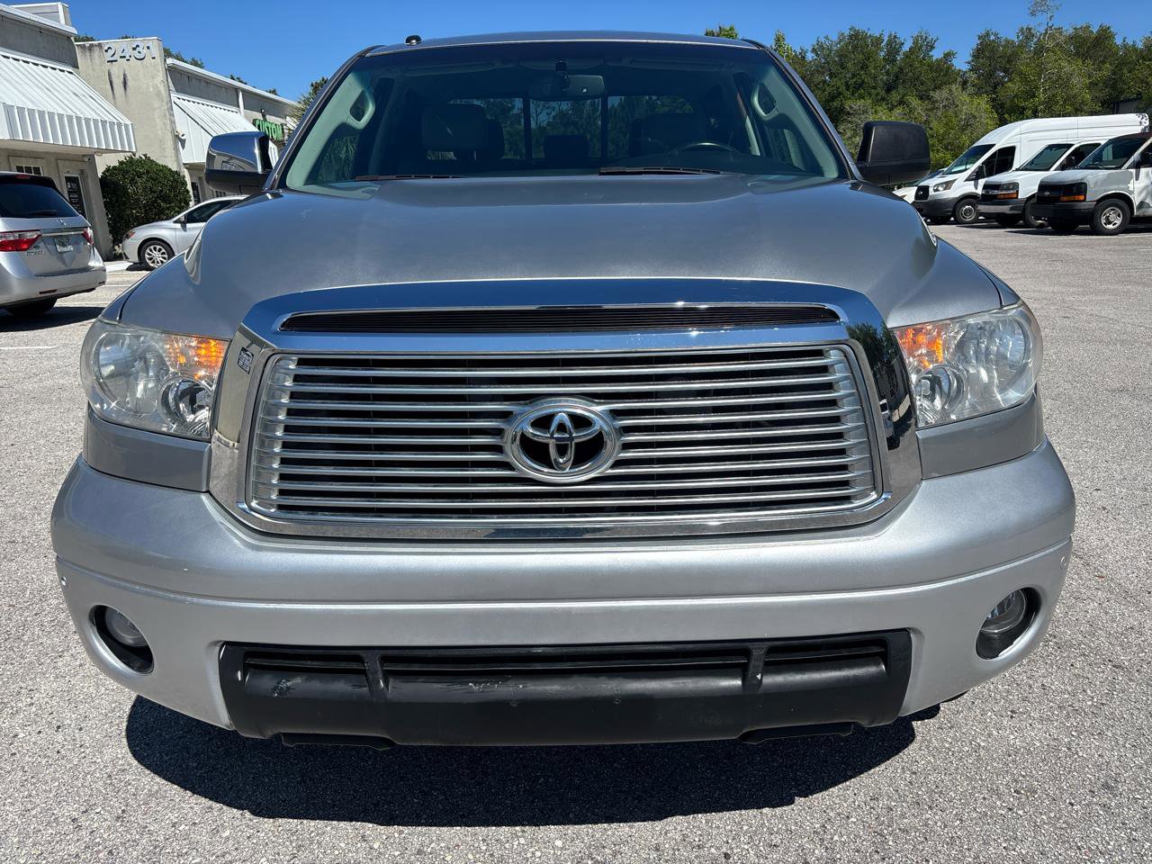 Used 2010 Toyota Tundra Limited AWD/4WD image 3