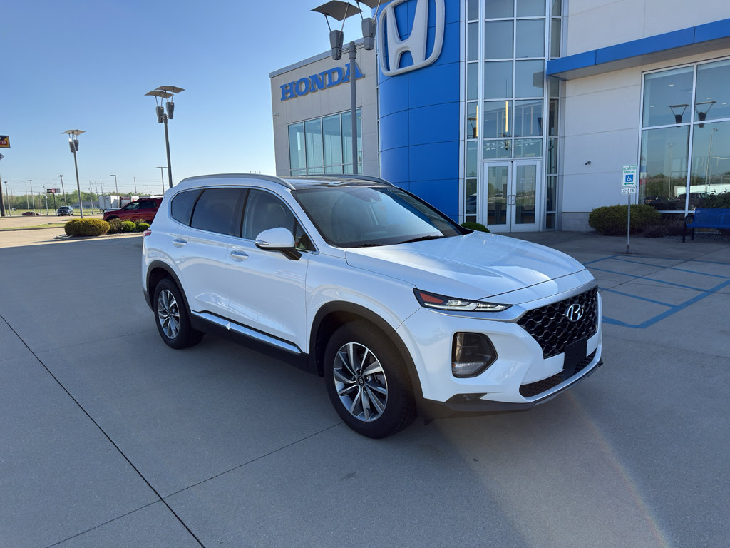 Used 2020 Hyundai Santa Fe SEL w/ Convenience + Premium Package FWD image 3