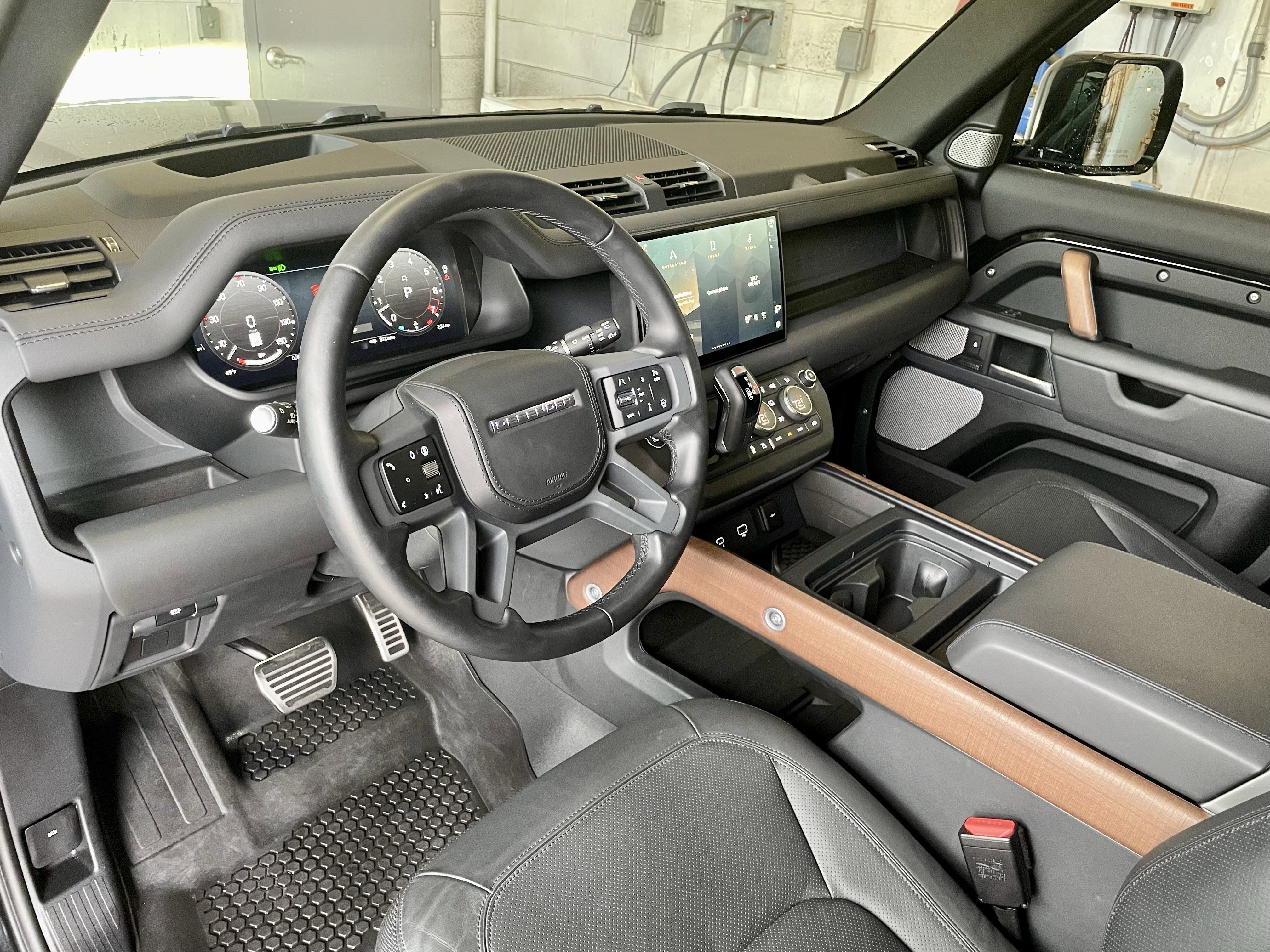 Certified 2024 Land Rover Defender 130 X image 13