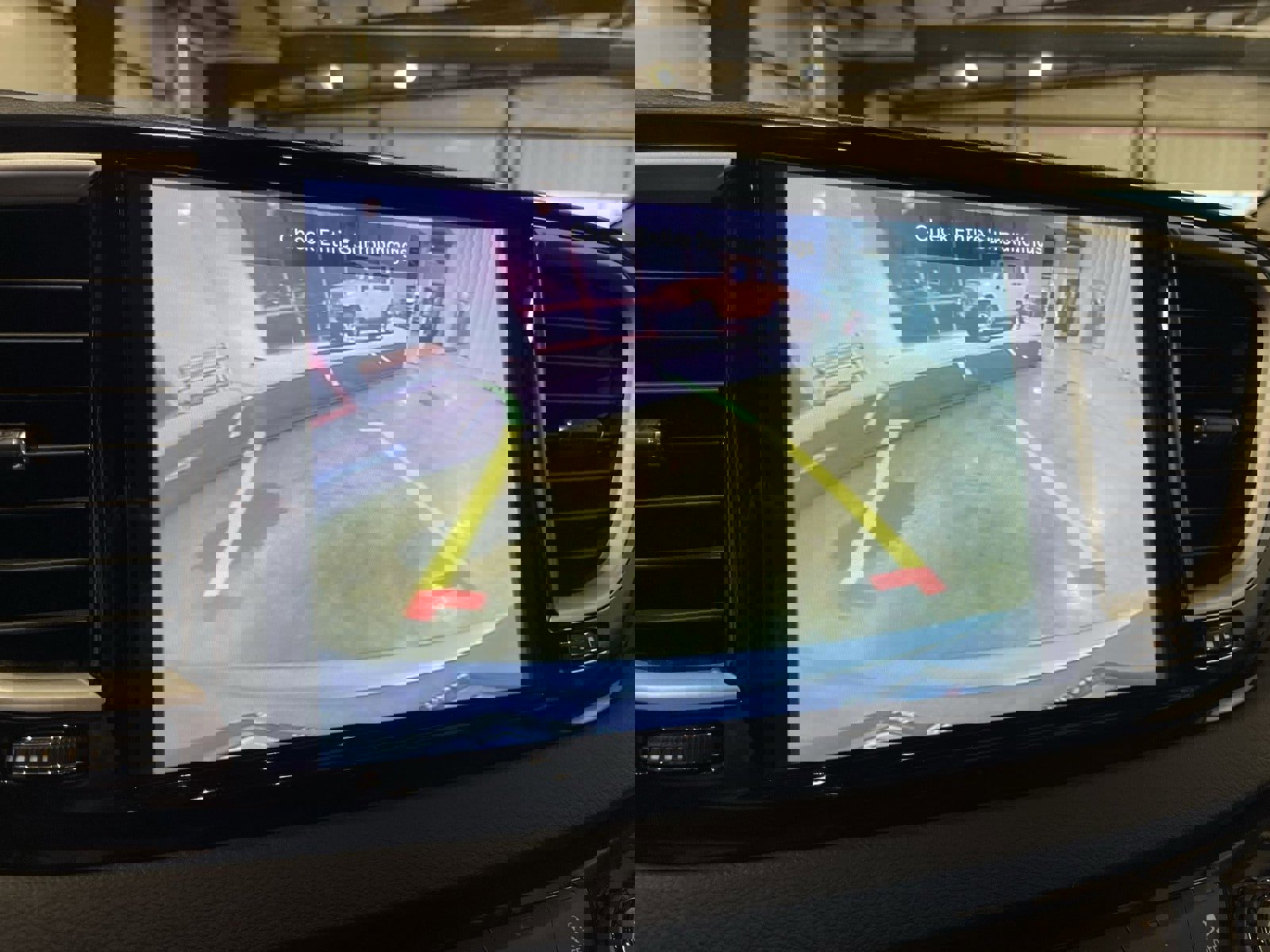 Used 2024 Chrysler Pacifica Touring-L image 20