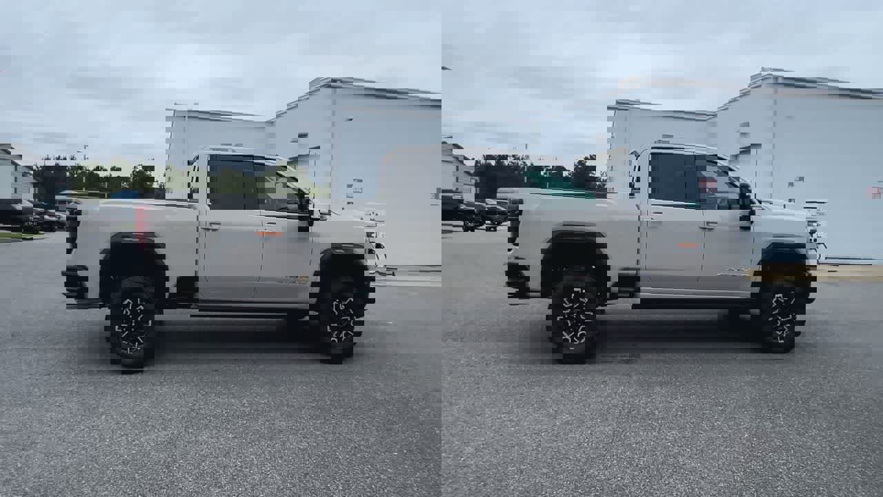 New 2026 GMC Sierra 2500 AT4X image 9