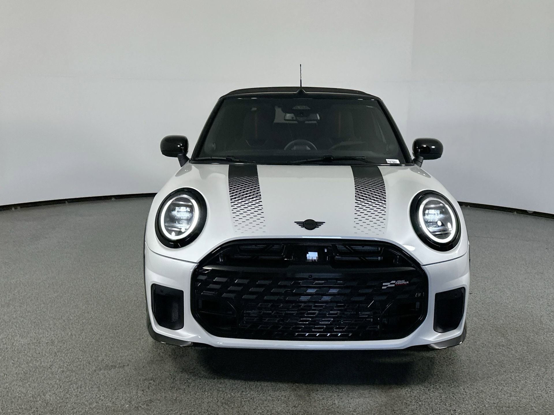 New 2026 MINI Cooper S image 2