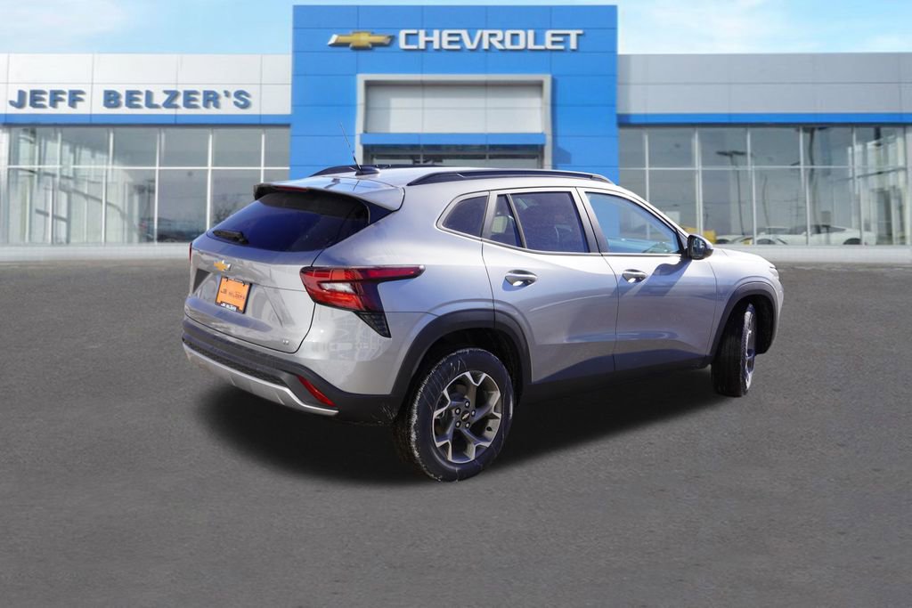 New 2026 Chevrolet Trax LT w/ Driver Confidence Package image 3