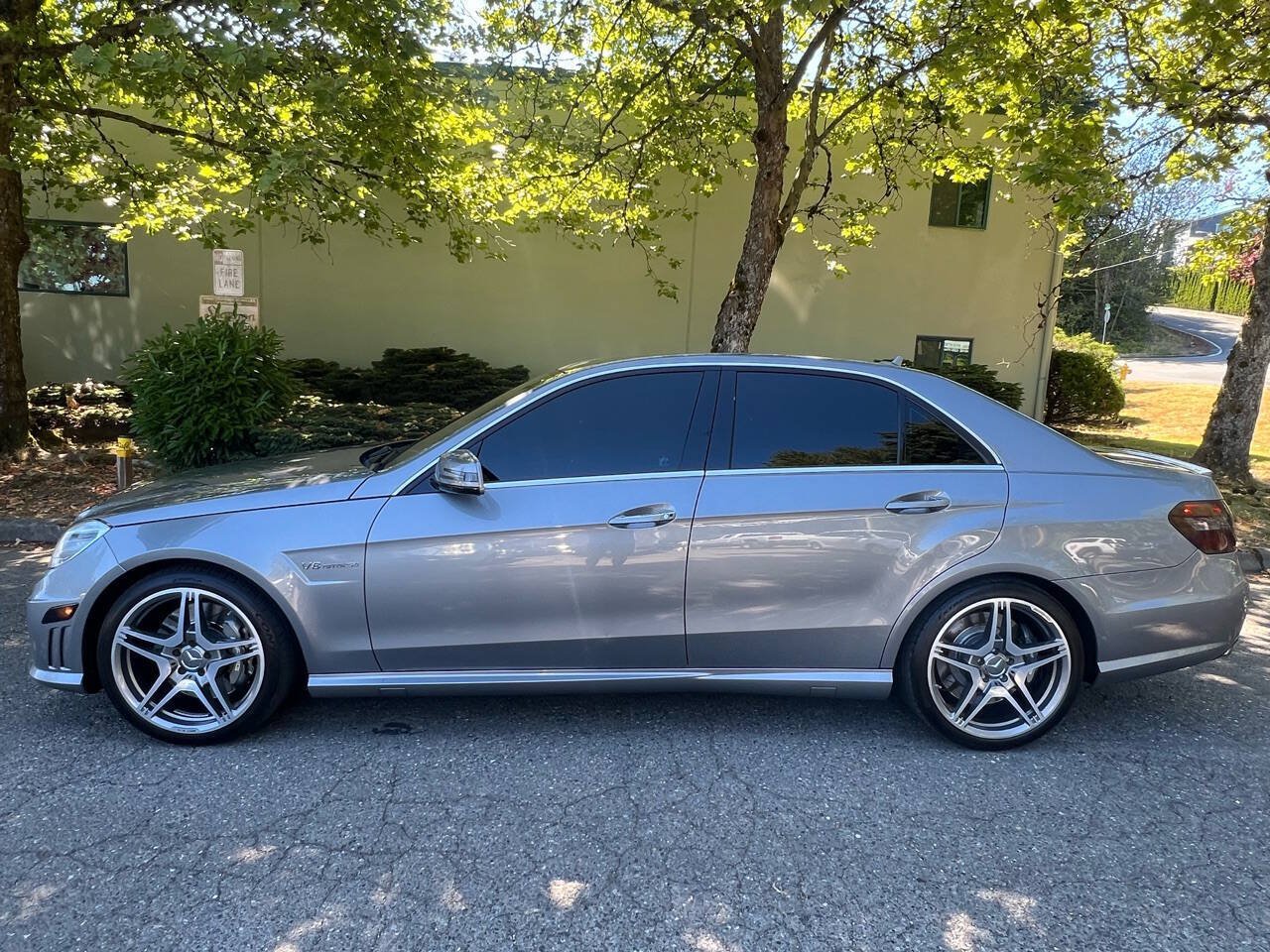 Used 2012 Mercedes-Benz E 63 AMG Sedan image 2