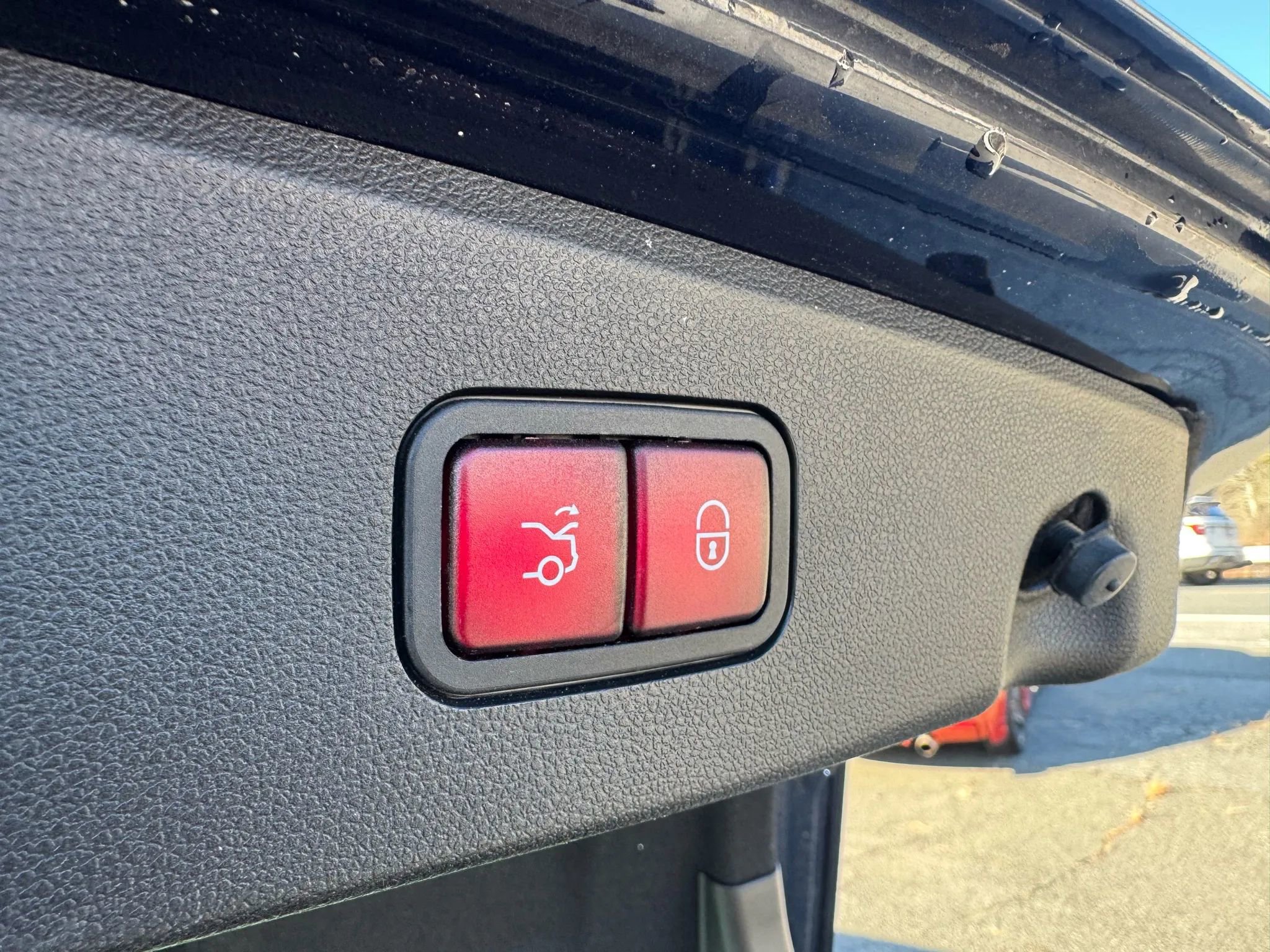 Used 2016 Mercedes-Benz E 350 4MATIC Sedan image 14