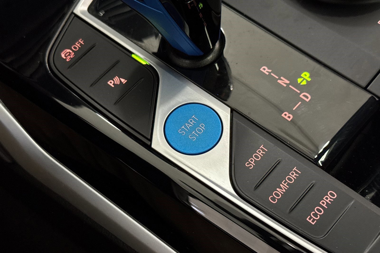 Certified 2023 BMW i4 eDrive40 w/ Premium Package image 33