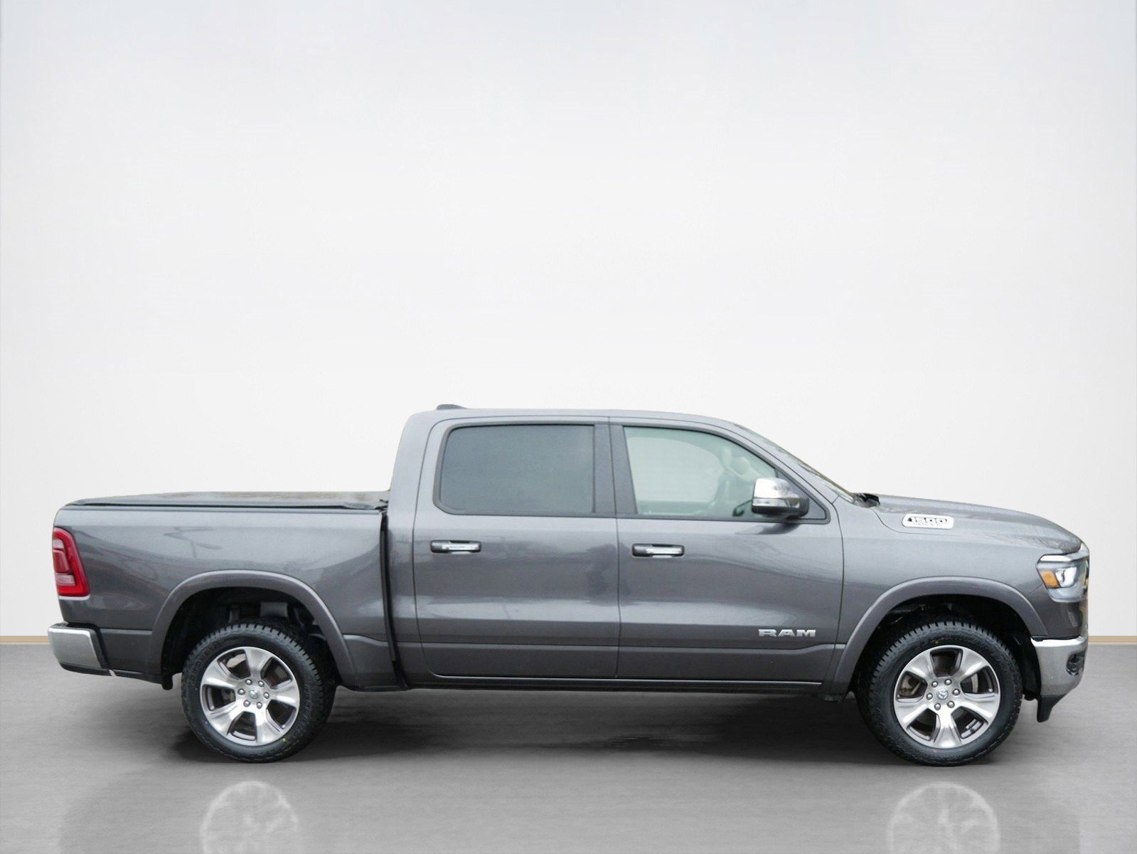 Used 2021 RAM 1500 Laramie image 2