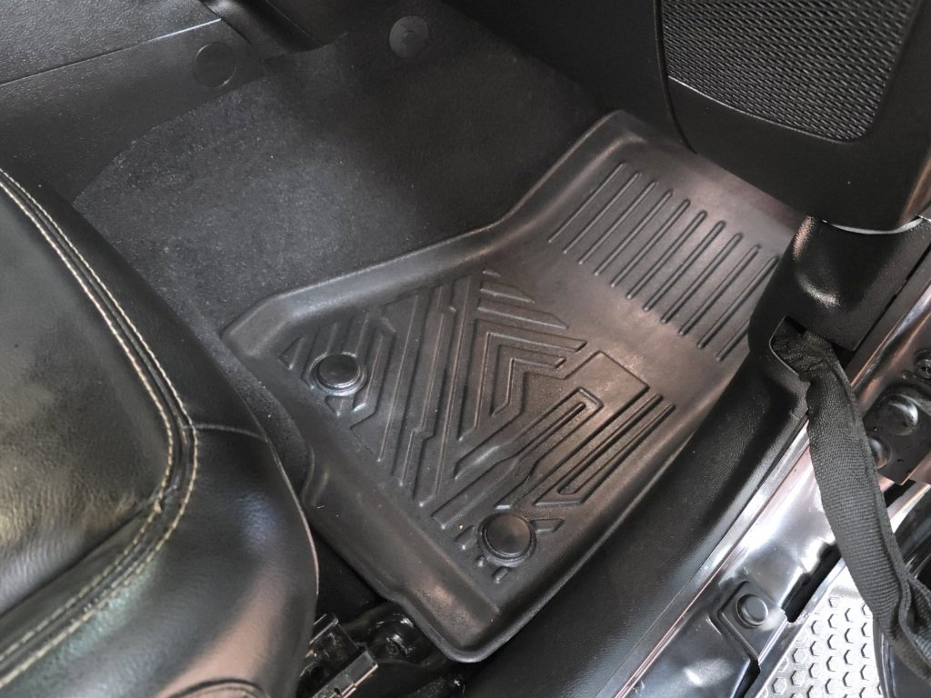 Used 2022 Jeep Wrangler Unlimited Sahara w/ Cold Weather Group image 18