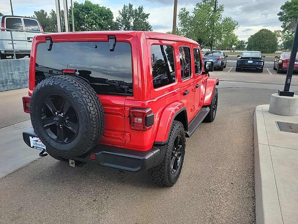Used 2021 Jeep Wrangler Unlimited Sahara AWD/4WD image 7