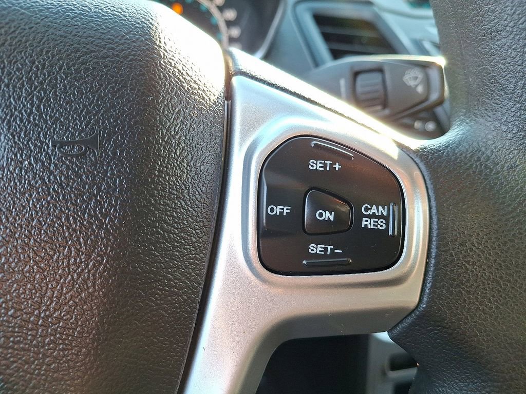 Used 2017 Ford Fiesta SE image 22