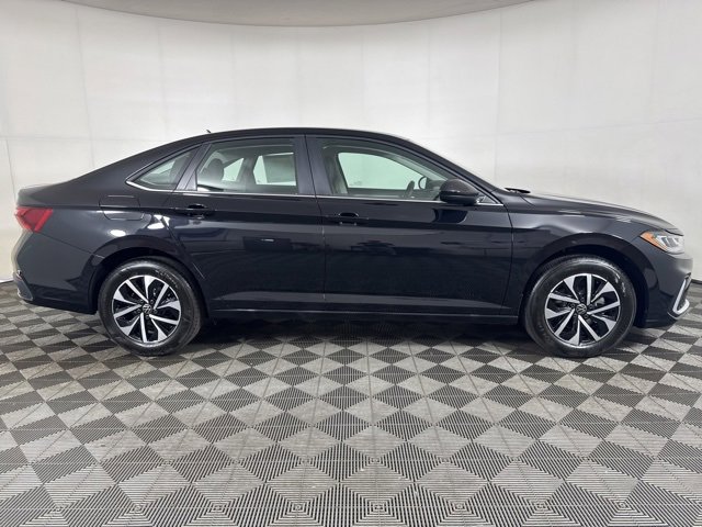 New 2025 Volkswagen Jetta S image 2