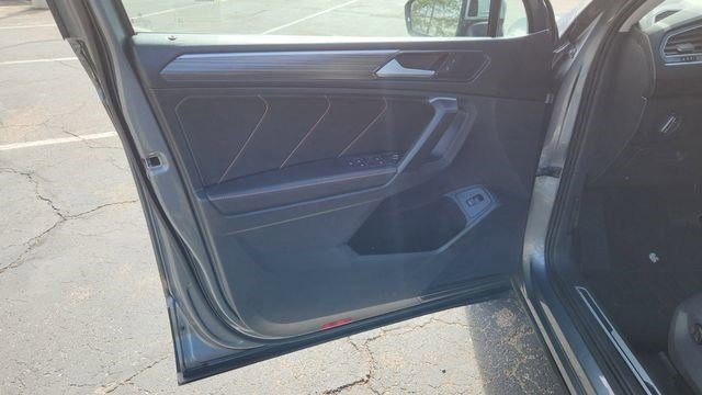 Used 2024 Volkswagen Tiguan Wolfsburg Edition image 22