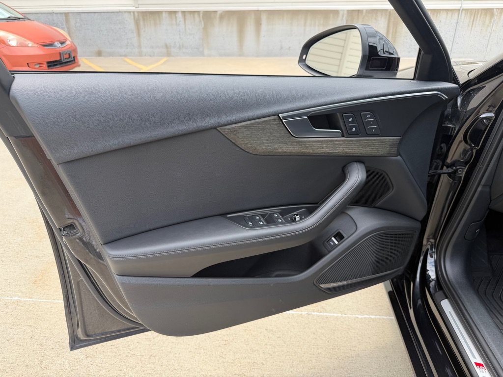 Used 2019 Audi A4 2.0T Premium Plus w/ Premium Plus Package AWD/4WD image 10