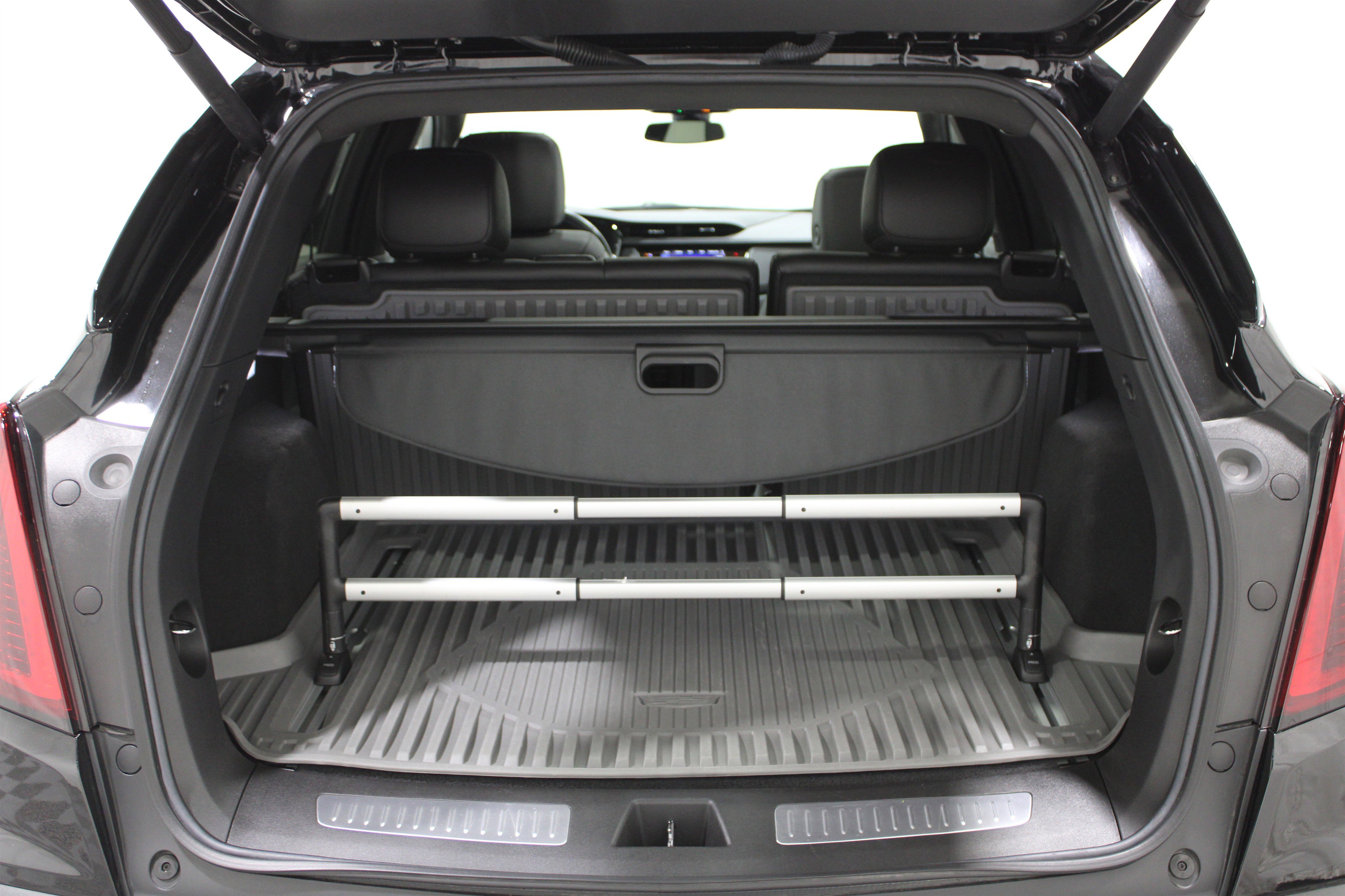 Used 2022 Cadillac XT5 Premium Luxury w/ LPO, Floor Liner Package image 24